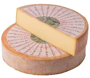 Сыр MARGOT FROMAGES Жура Монтань тверд. 52% жирн. ~2,5кг Сыр MARGOT FROMAGES Жура Монтань тверд. 52% жирн. ~2,5кг